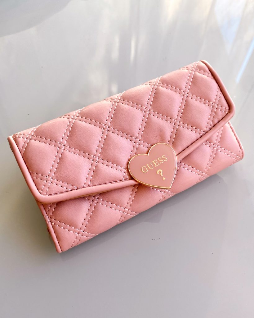 Billetera Guess Vivian Slim Clutch