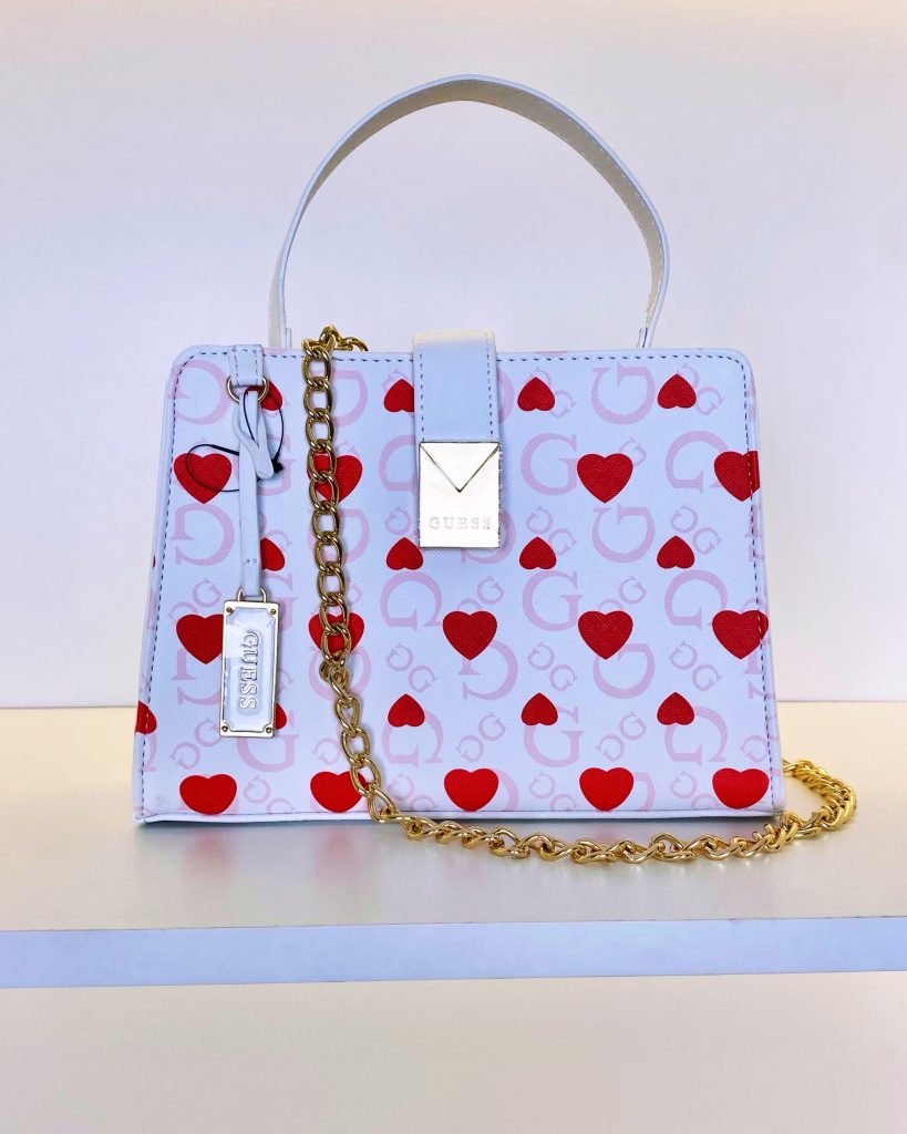 Cartera Guess Hearts Top Handle con Cadena Desmontable
